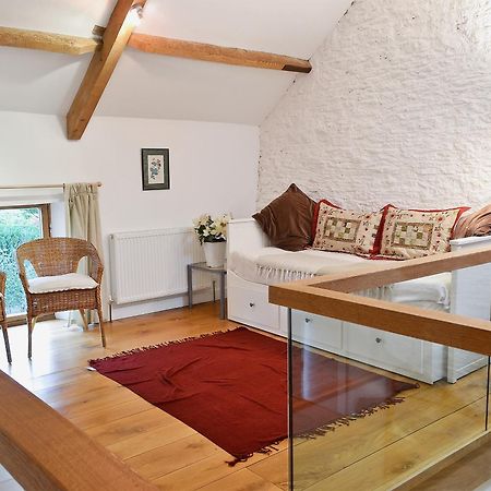 Вилла Shaplands Barn Cold Ashton Экстерьер фото